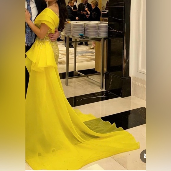 Vibrant Yellow Asymmetrical Dress - Picture 3 of 3